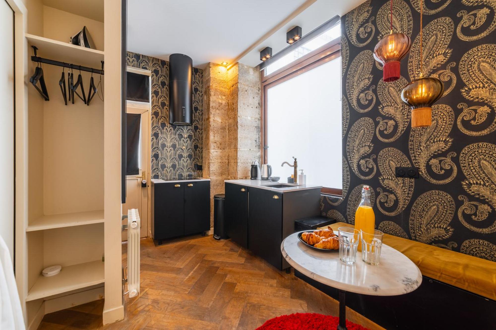 Studio Bien Equipe Proche De Toutes Commodites -2P Paris Exterior foto